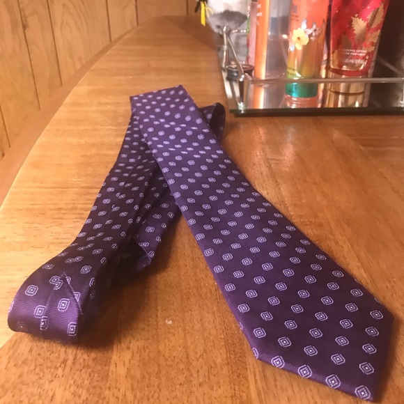 Michael Kors Tie - Picture 2 of 6